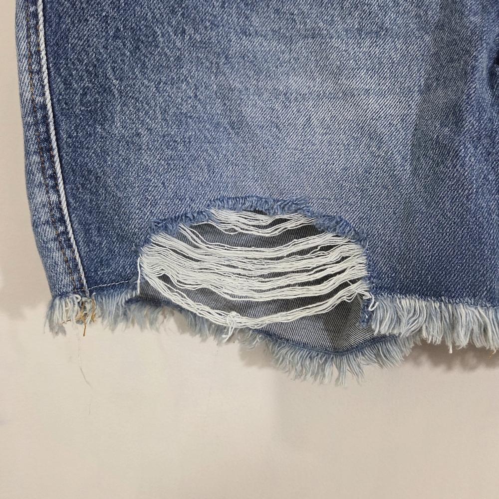 NWT Judy Blue High Rise Rigid Front Magic Jean Shorts Distressed Size XL Boho - Picture 2 of 13